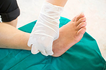 Diabetic foot wound care and treatment in the Harris County, TX: Willowbrook, Lakewood Forest, Jersey Village, Louetta, Klein, Hedwig Village, Cypress (Bridgeland), Memorial, Copperfield Place (Park Row), and Northwest Houston areas